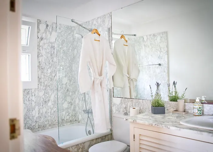 Gavarres Alojamento de Acomodação e Pequeno-almoço Bell-Lloc (Girona)